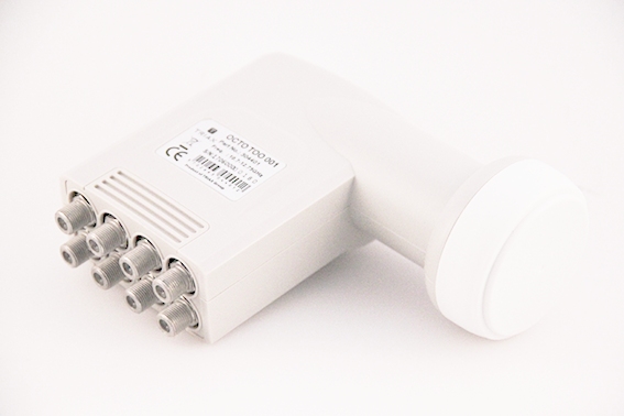 Mikropää 8 universal lähtöä LNB 10.7-12.75GHz, 0,3 dB