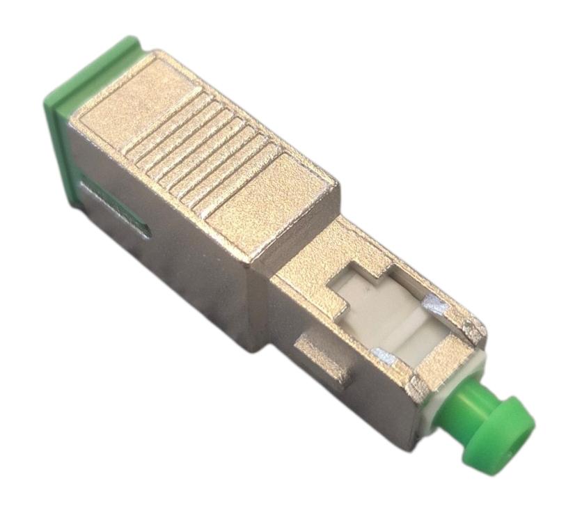 Optinen vaimennin 8dB, SM, SC/APC liittimiin